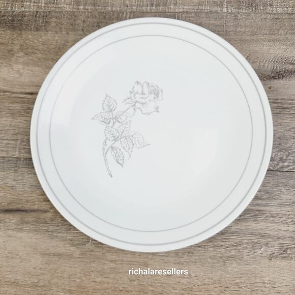 Corelle Solitary Silver Rose 10 1/4 " Dinner Plates Lot of 2 Corning Vintage - Picture 2 of 5